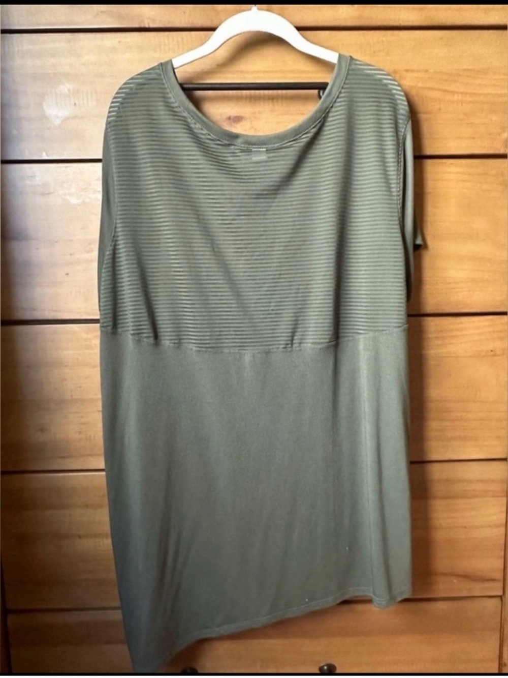 NWOT! Old Navy Green Mixed Media Crew Neck T-Shirt | 3X - Picture 3 of 8
